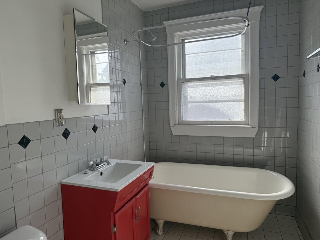 2229 Faber St - Photo 6 of 16