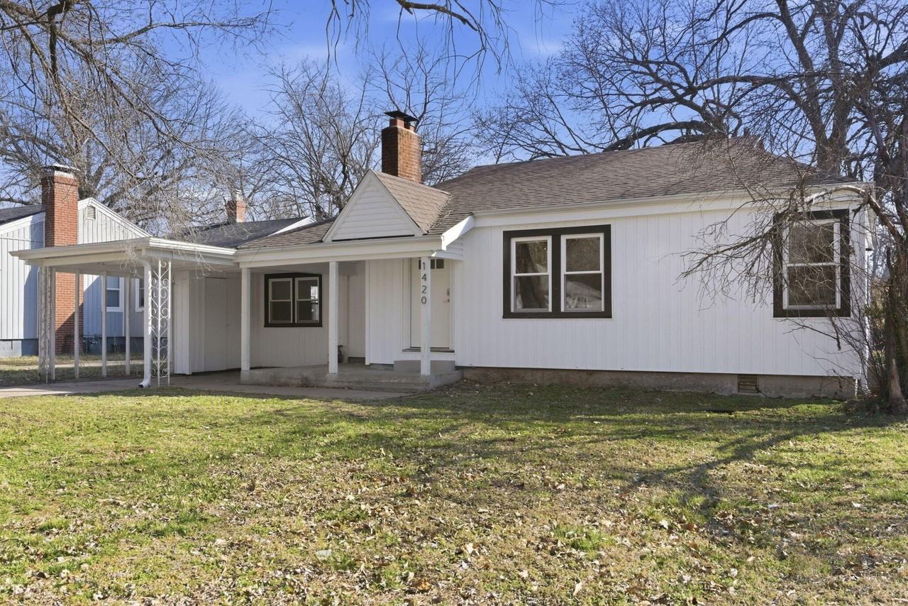 1420 S Pickwick Ave - Photo 3 of 25