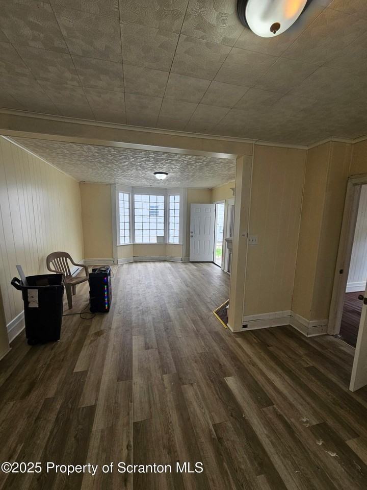 1729 Church Ave Unit 1 - Photo 3 of 8