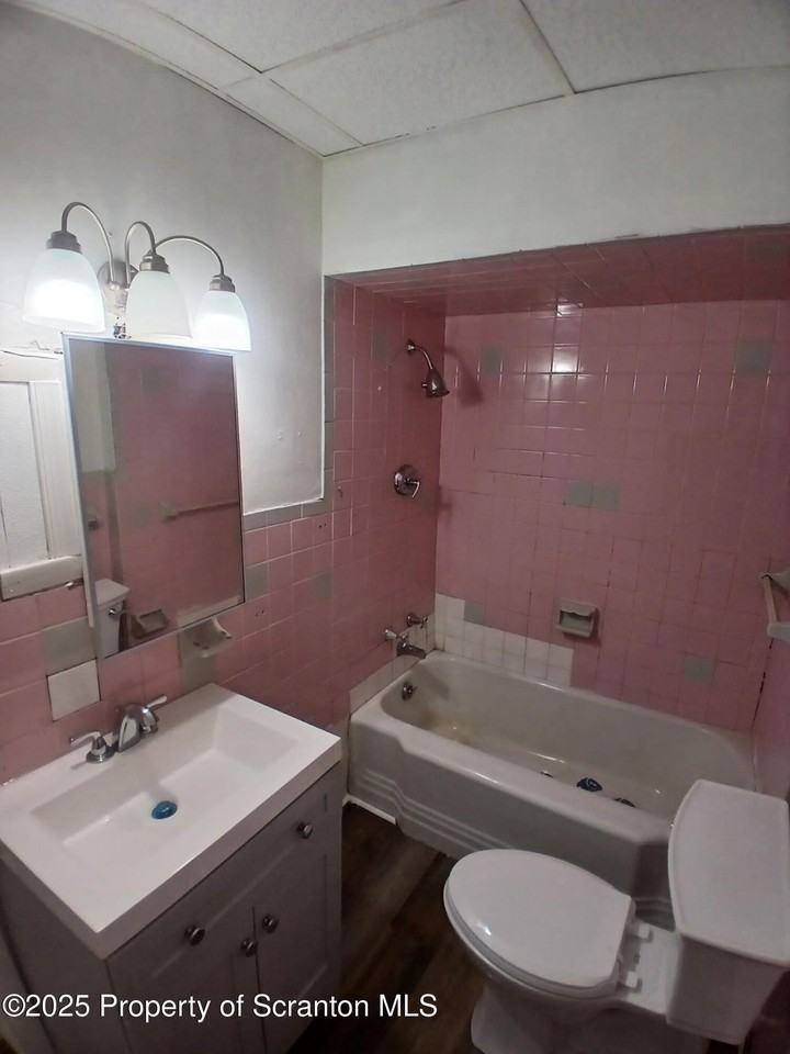 1729 Church Ave Unit 1 - Photo 5 of 8