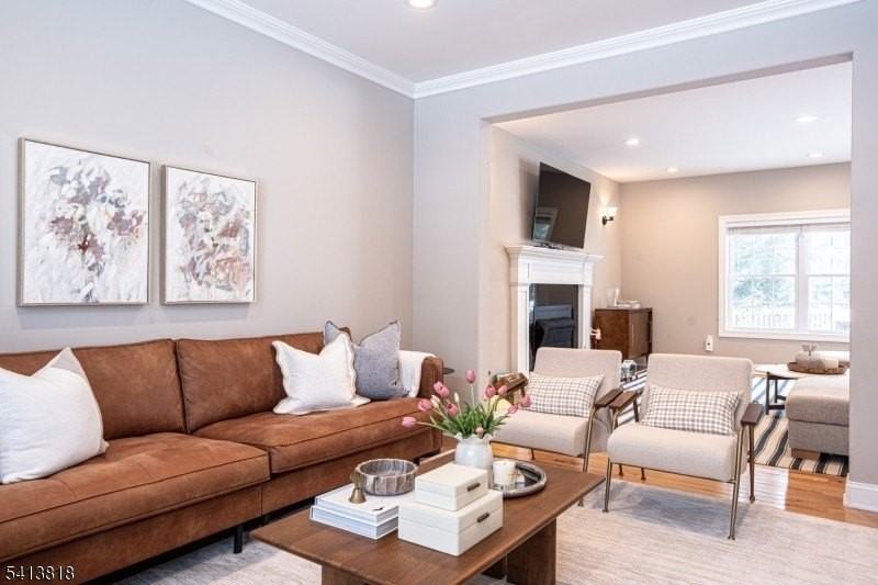 1 Reynolds Ave - Photo 7 of 25