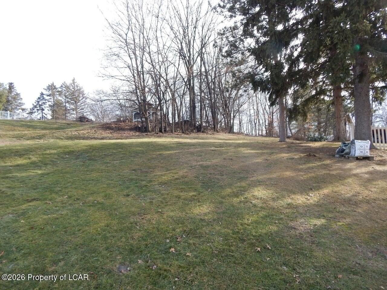 34 Rock St - Photo 5 of 21