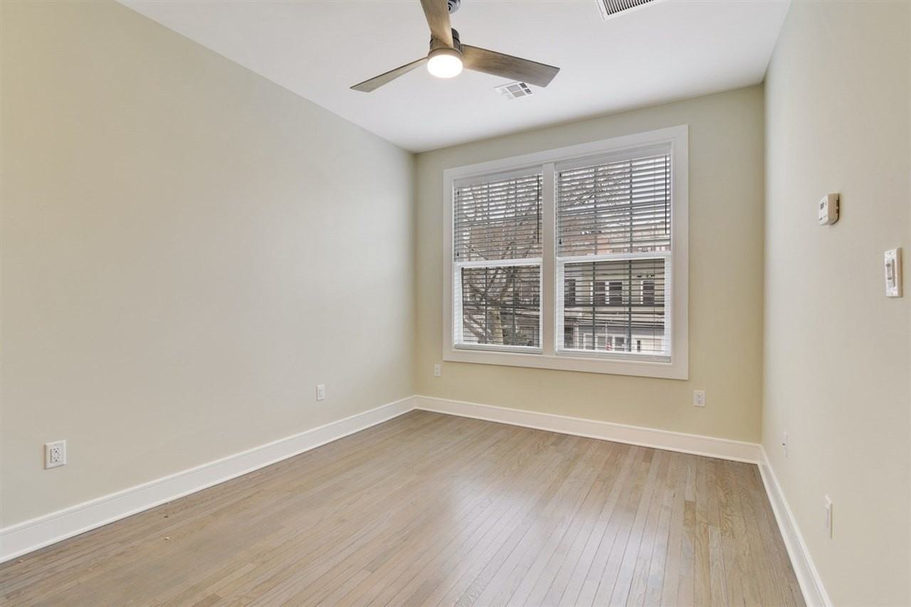 38 E 28th St #3 - Photo 4 of 8