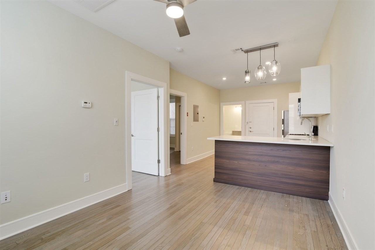 38 E 28th St #3 - Photo 5 of 8