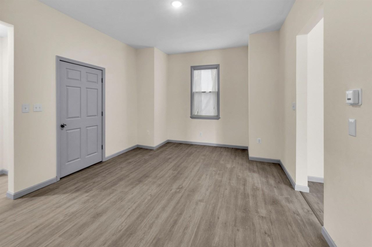 181 N 6th St #1 - Photo 6 of 26