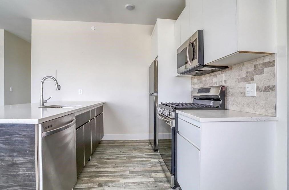 140 Avenue B #401 - Photo 7 of 21