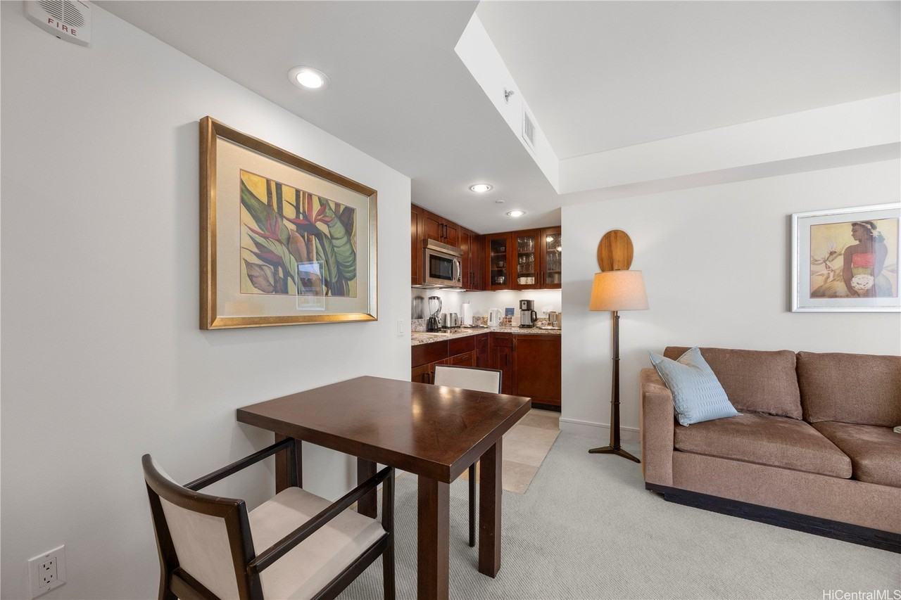 223 Saratoga Rd Unit 1114 - Photo 5 of 23