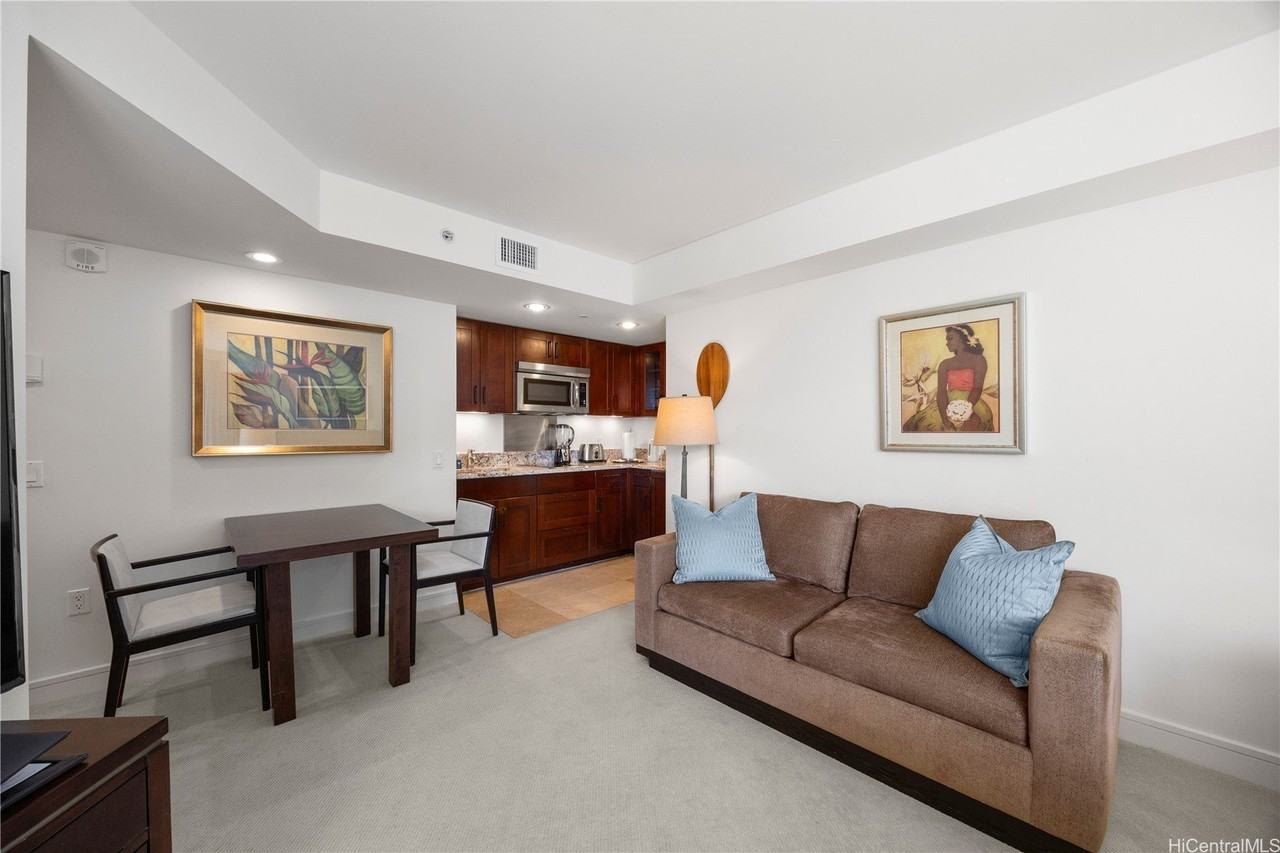 223 Saratoga Rd Unit 1114 - Photo 6 of 23