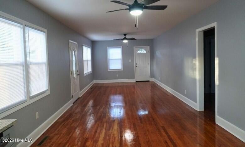 206 Thurston Dr W - Photo 3 of 10