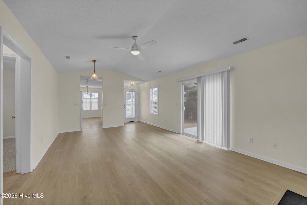 7315 Konlack Ct - Photo 5 of 25