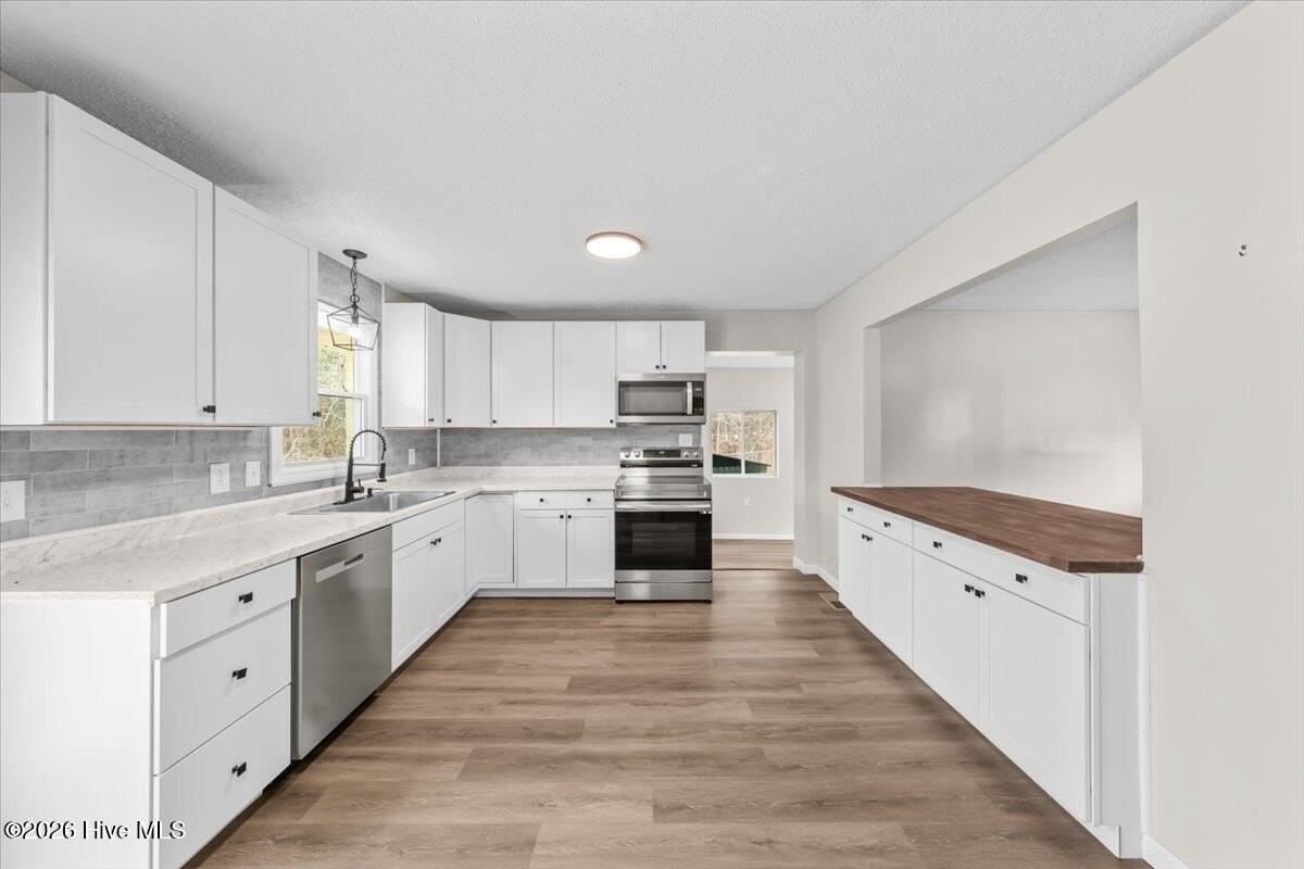 1084 Windblow Rd - Photo 6 of 23