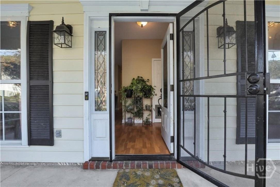 161 Cherryfield Ln - Photo 7 of 36