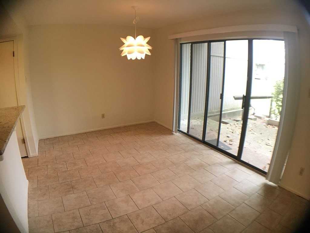 1905 West Ln - Photo 3 of 16