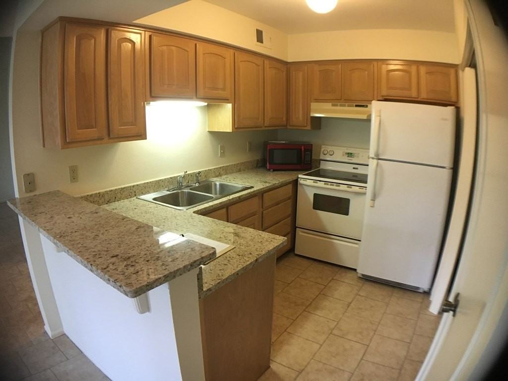 1905 West Ln - Photo 5 of 16