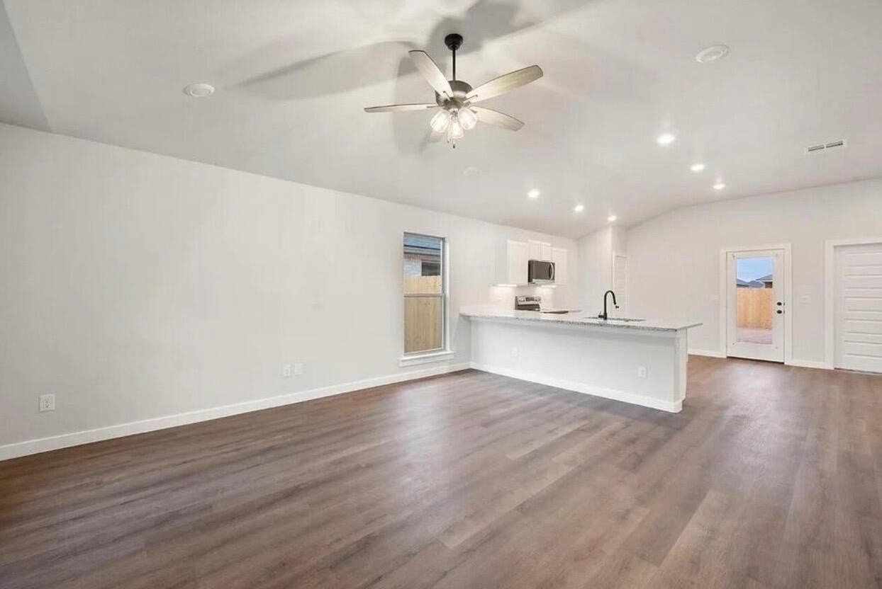 1708 145th St - Photo 3 of 19