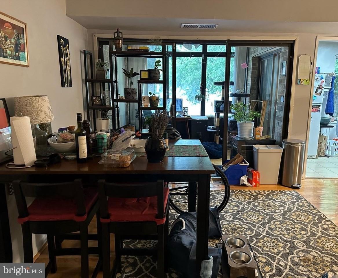 5482 Cedar Ln - Photo 4 of 11