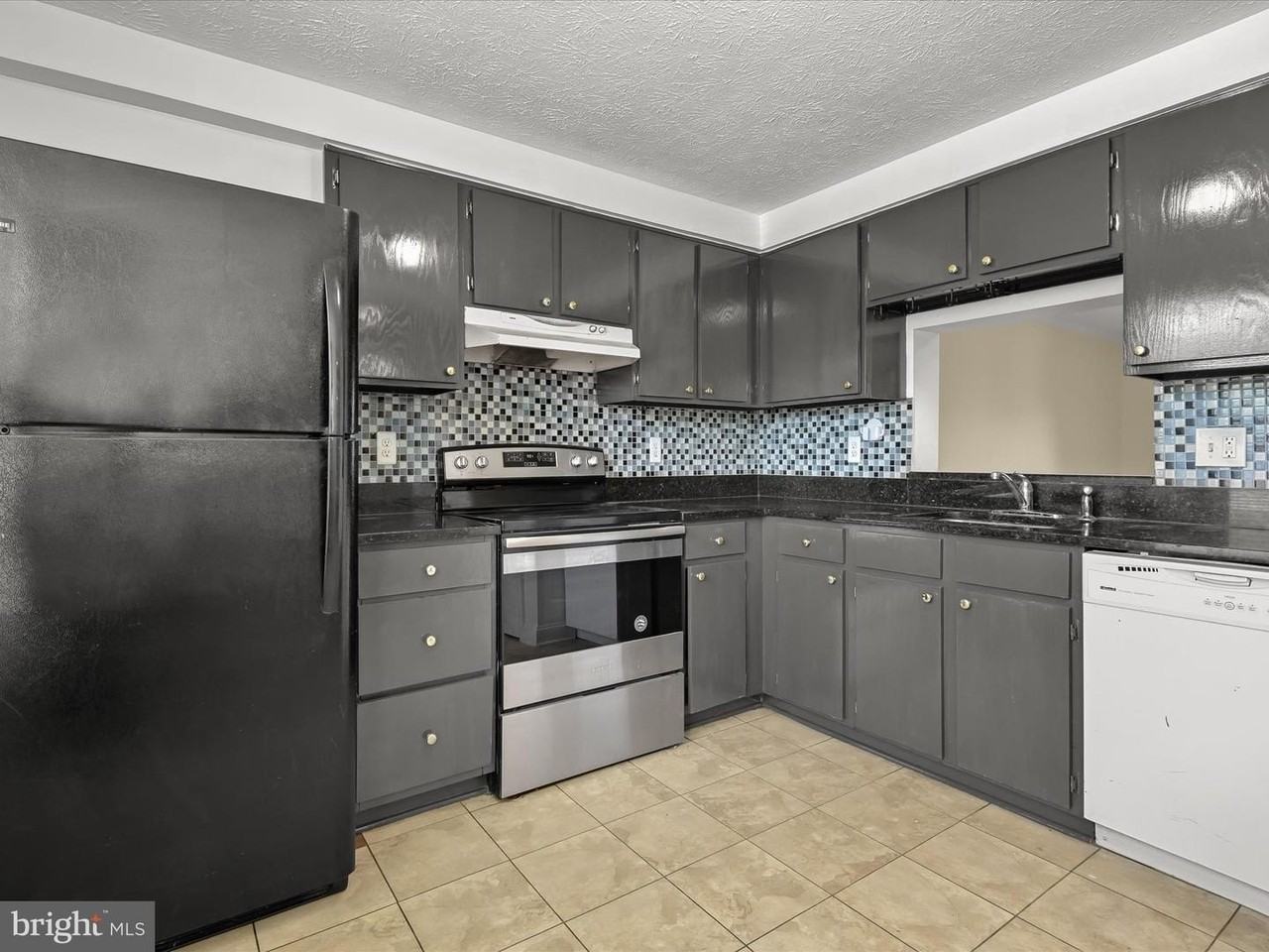 23 Ivy Oak Ct - Photo 6 of 33