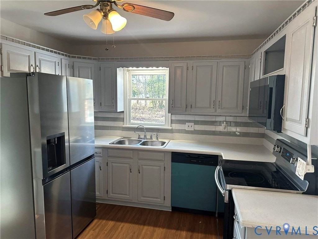 10510 Courtney Rd - Photo 6 of 28