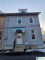 featured image of 2066 Grape St