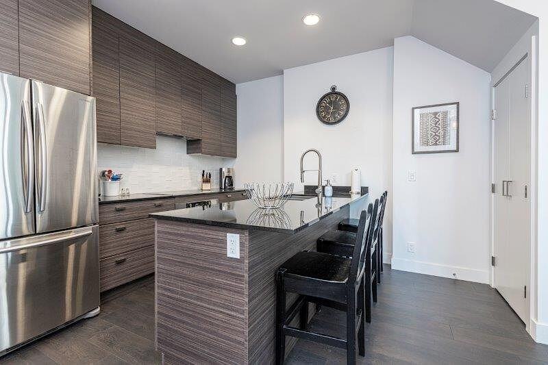 1500 109-1500 7 St Sw - Photo 4 of 27