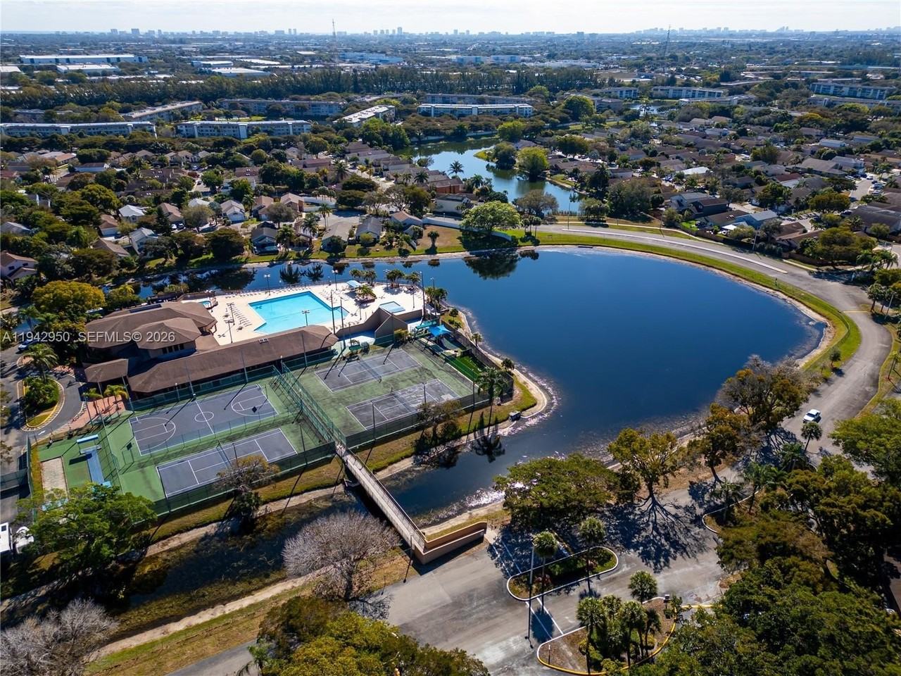 2342 Nw 36th Ave #2342 - Photo 6 of 43