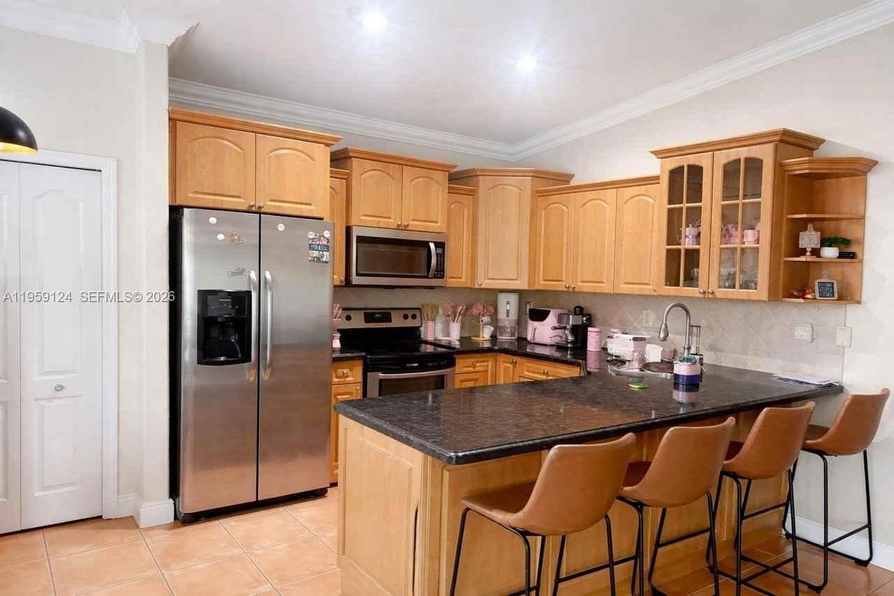 8793 Nw 140th Ln #8793 - Photo 3 of 4