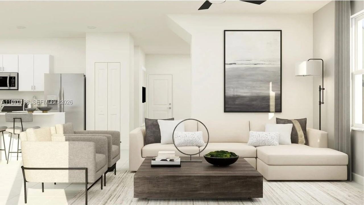 2549 Se 24th Ct #2549 - Photo 3 of 17