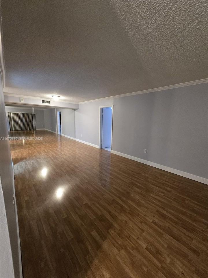 1300 Sw 122nd Ave #305-2 - Photo 5 of 29