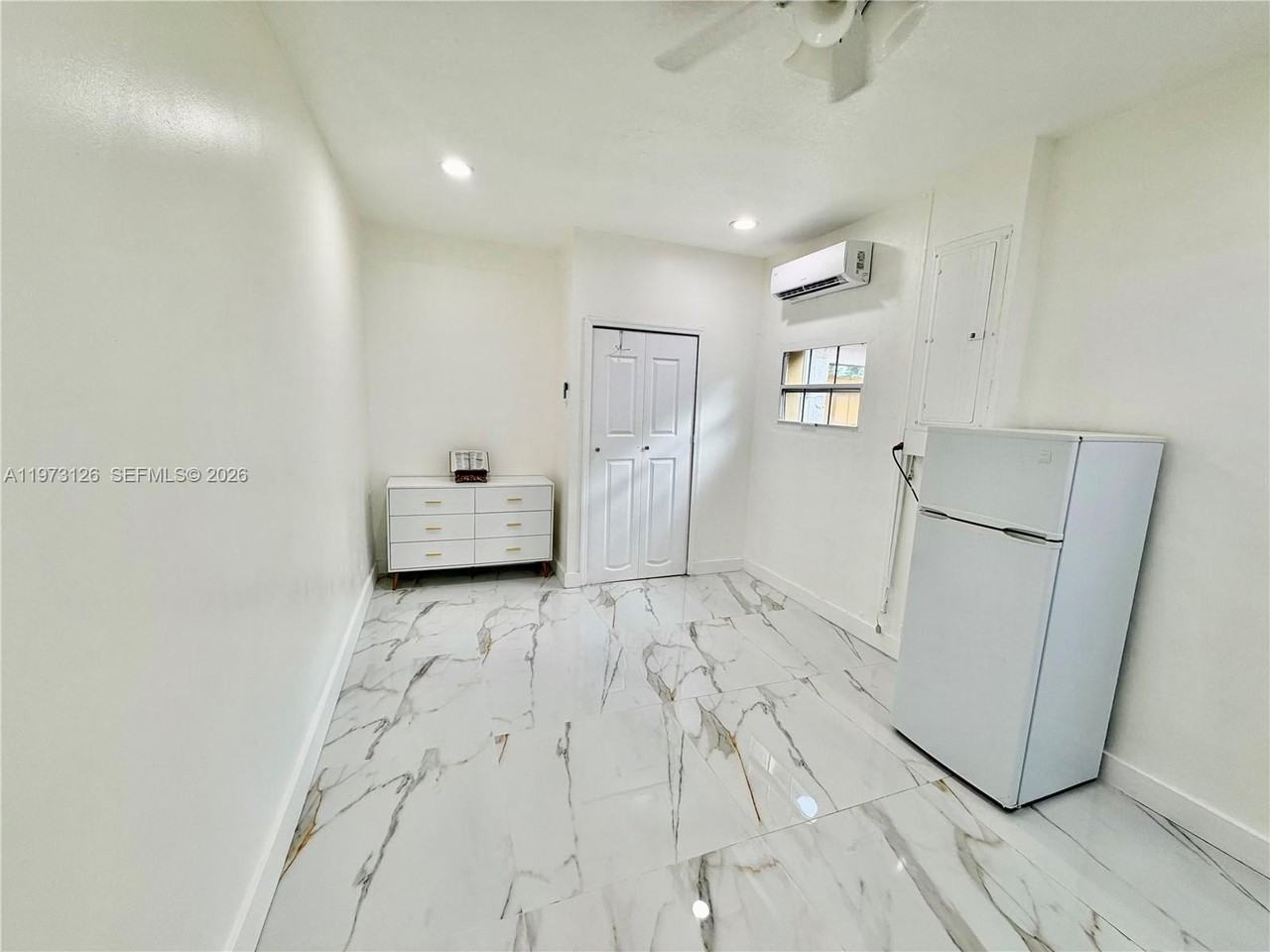 17802 Sw 152nd Ct - Photo 4 of 15