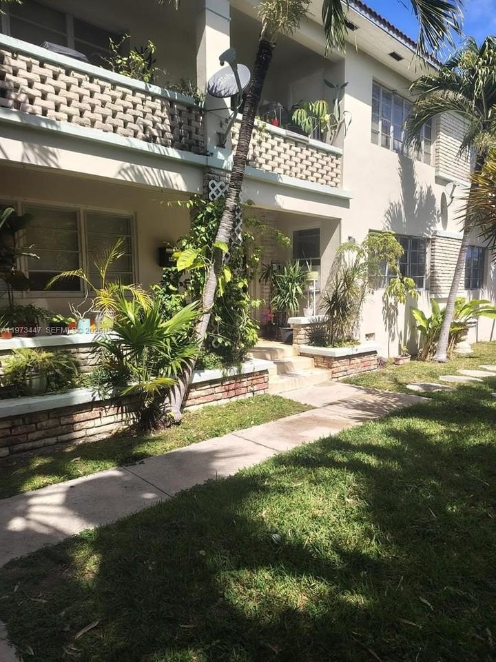 7921 West Dr #2 - Photo 6 of 8