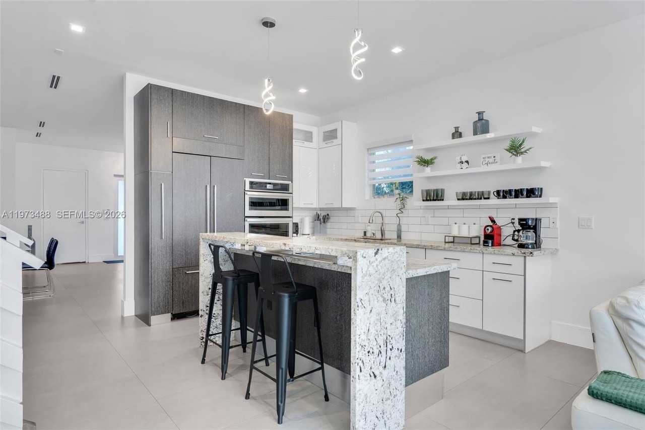 3055 Carter St #3055 - Photo 6 of 32