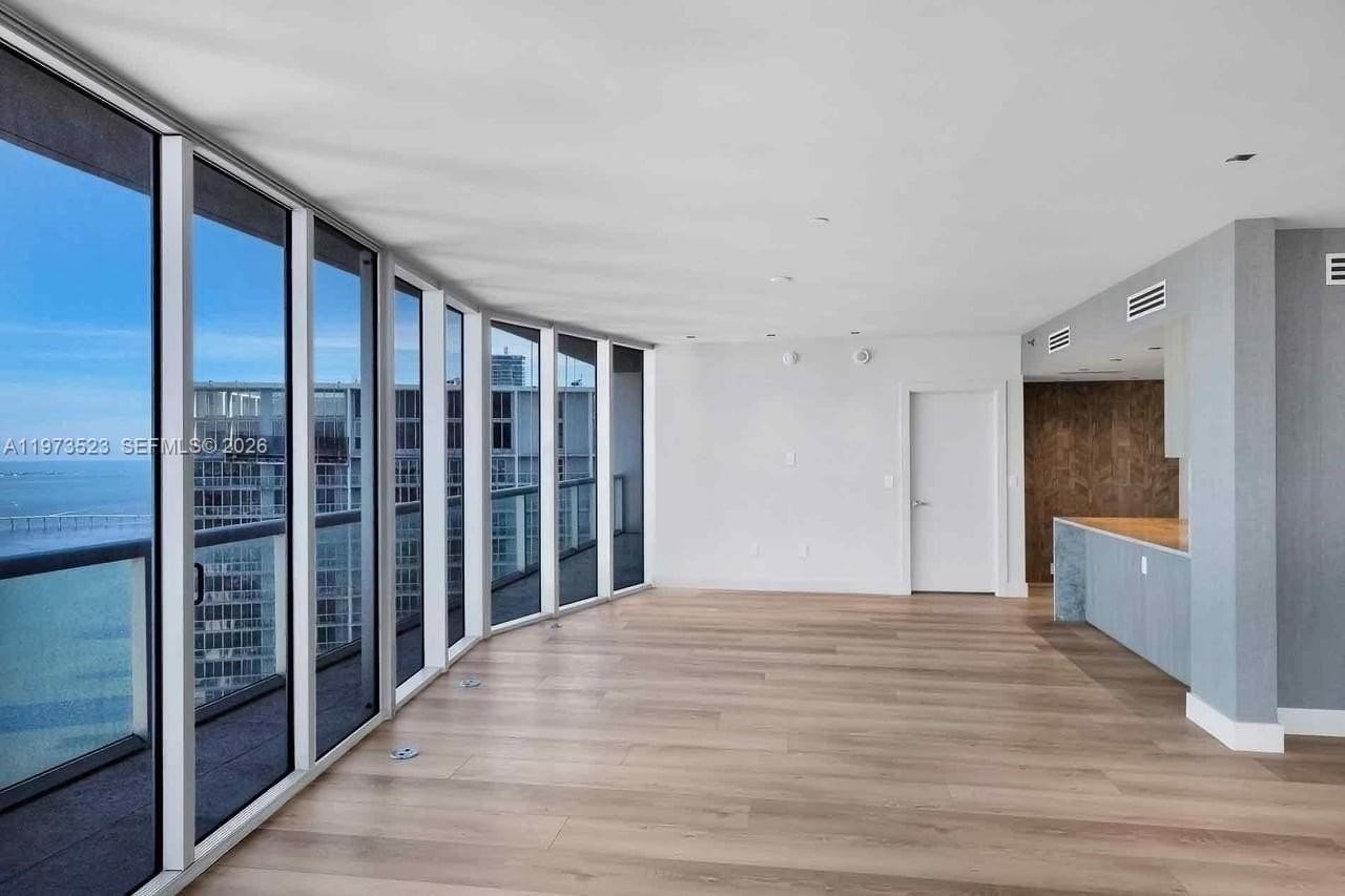 465 Brickell Ave #5701 - Photo 5 of 50