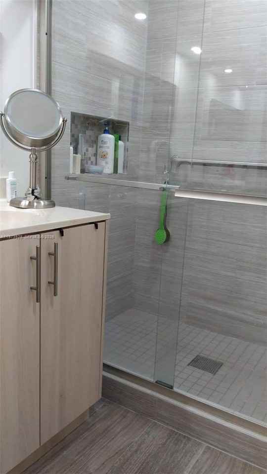 15509 Miami Lakeway N #102 - Photo 6 of 32