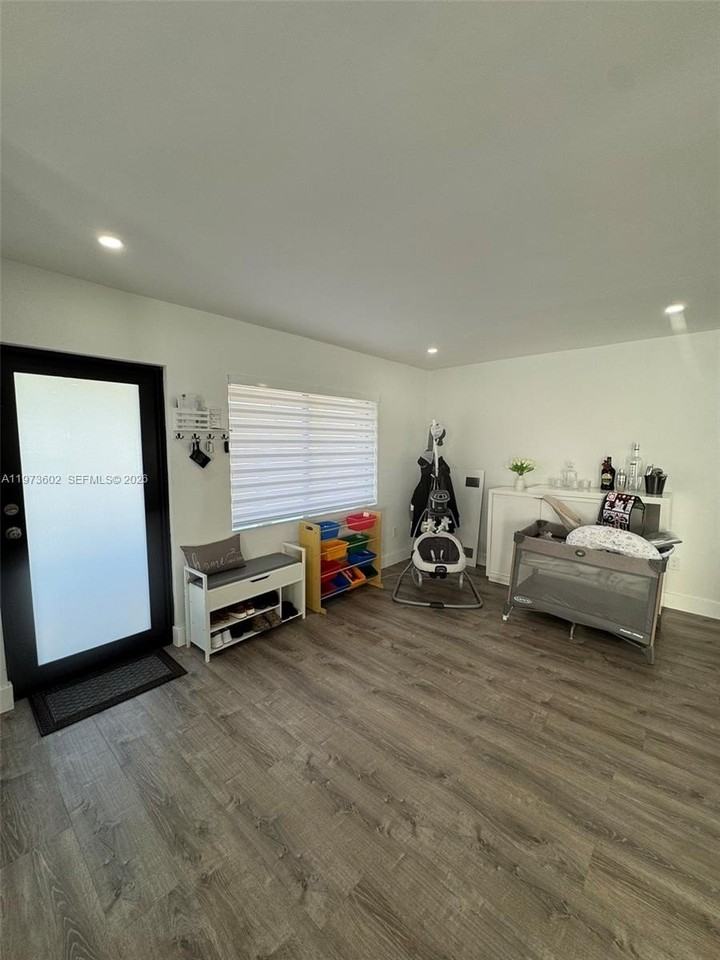 12534 Sw 27th St #0 - Photo 2 of 49