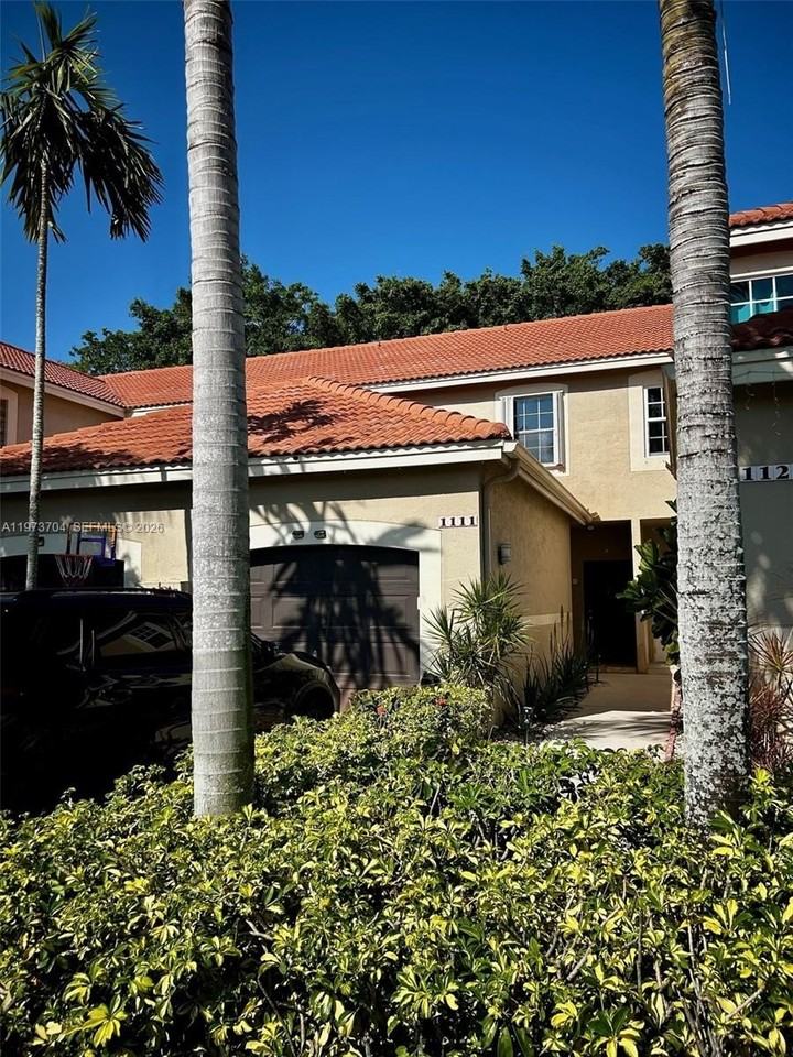 1111 Sorrento Dr #1111 - Photo 2 of 25