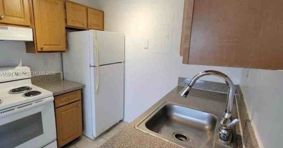 7401 Sw 152nd Ave #205-1 - Photo 4 of 12