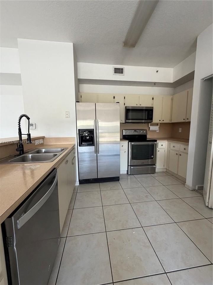 7290 Nw 114th Ave #102-7