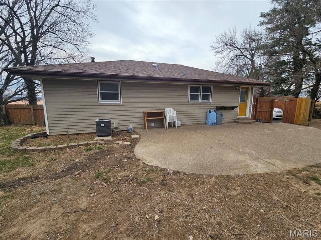 206 Lake Ave - Photo 4 of 22