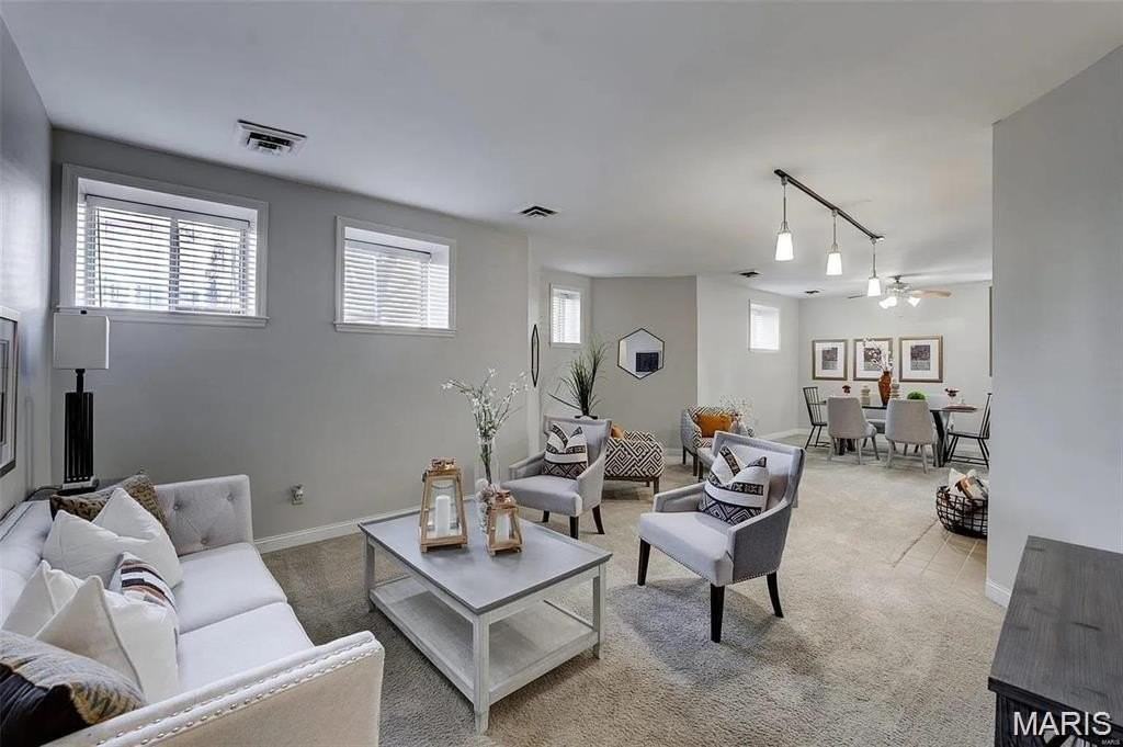 4256 Maryland Ave #LLE - Photo 2 of 19