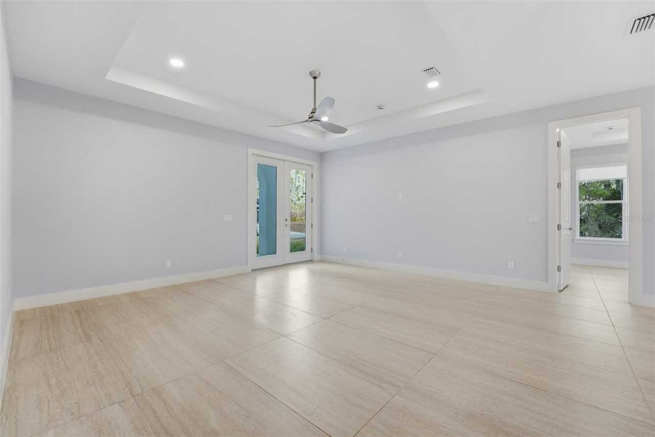 5611 Shaffer Ave - Photo 7 of 32