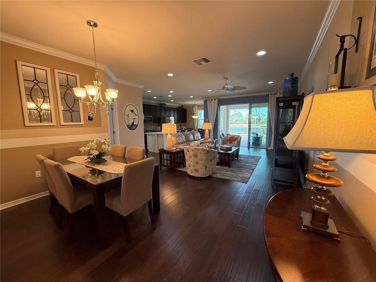 13551 Salinas St - Photo 5 of 50