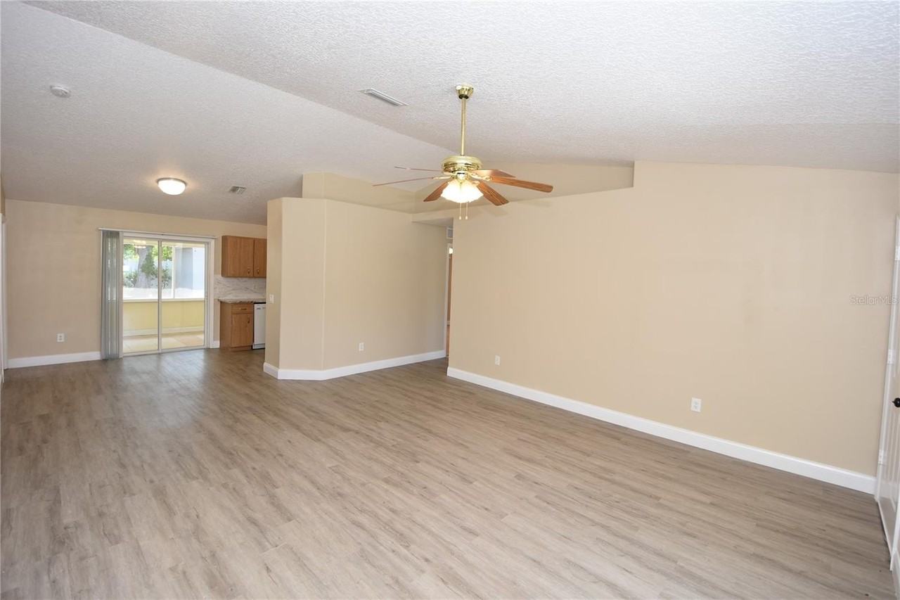 16 Richland Ln - Photo 5 of 28