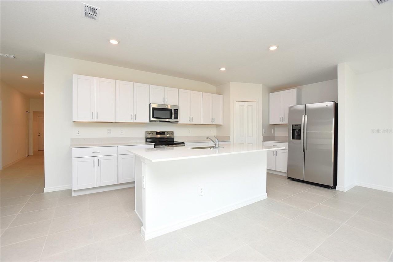 2053 Albatross Nest Dr - Photo 4 of 49