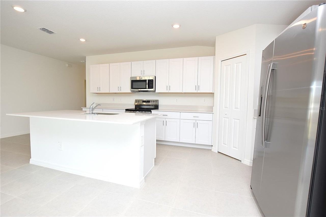 2053 Albatross Nest Dr - Photo 5 of 49