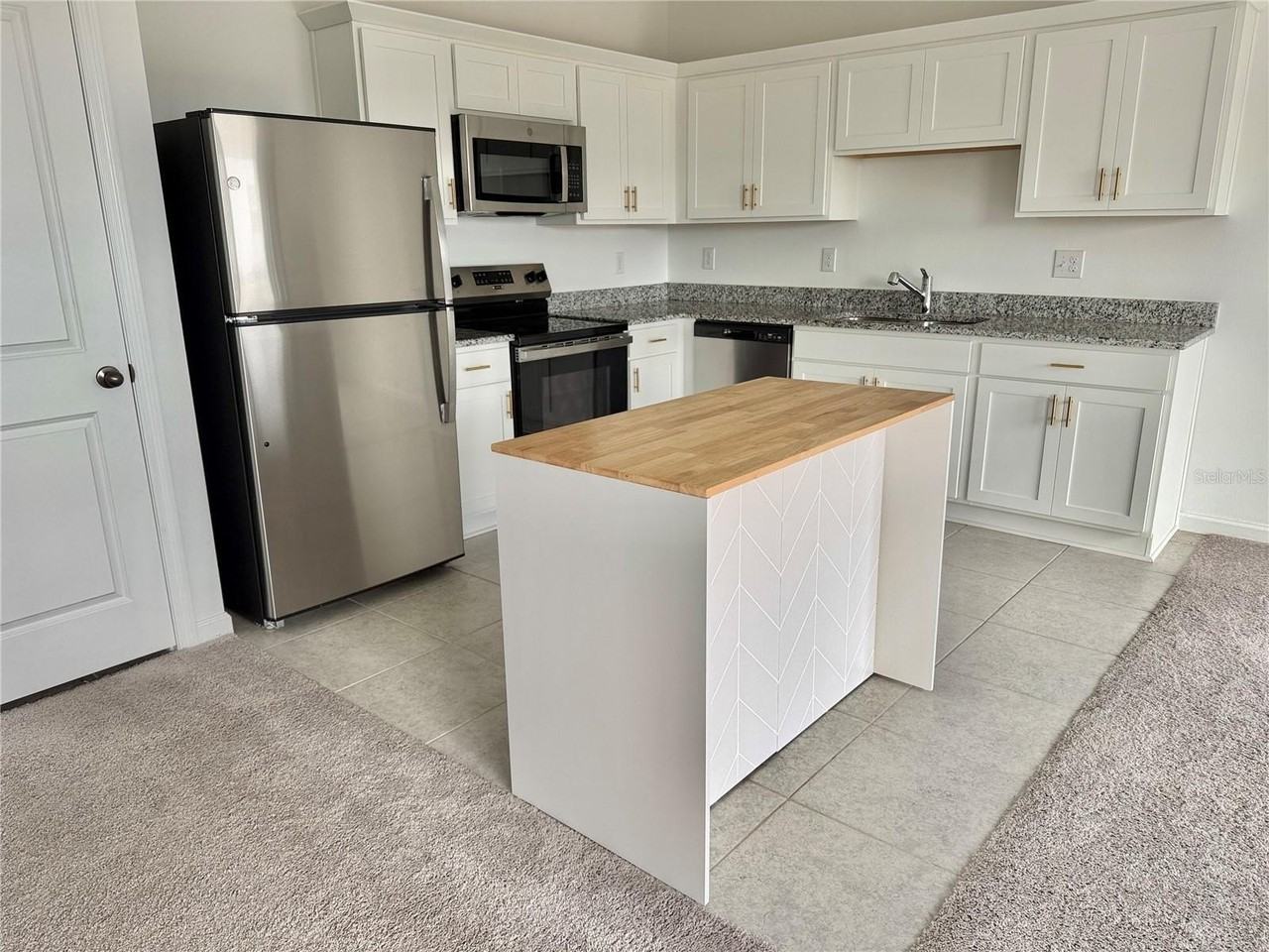 5942 Chestnut Grove Pl - Photo 5 of 31