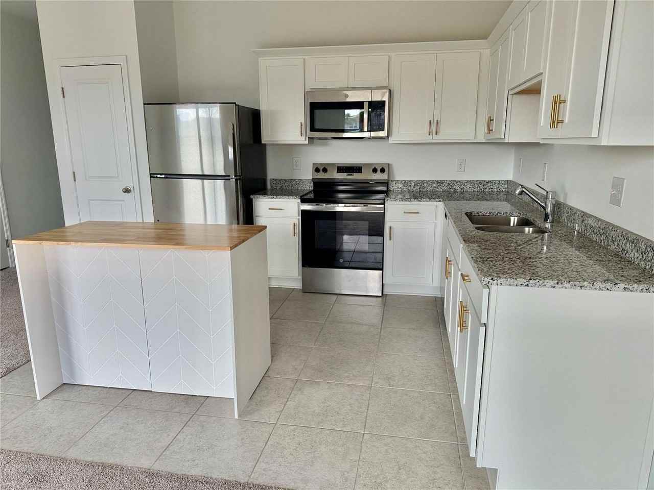 5942 Chestnut Grove Pl - Photo 7 of 31