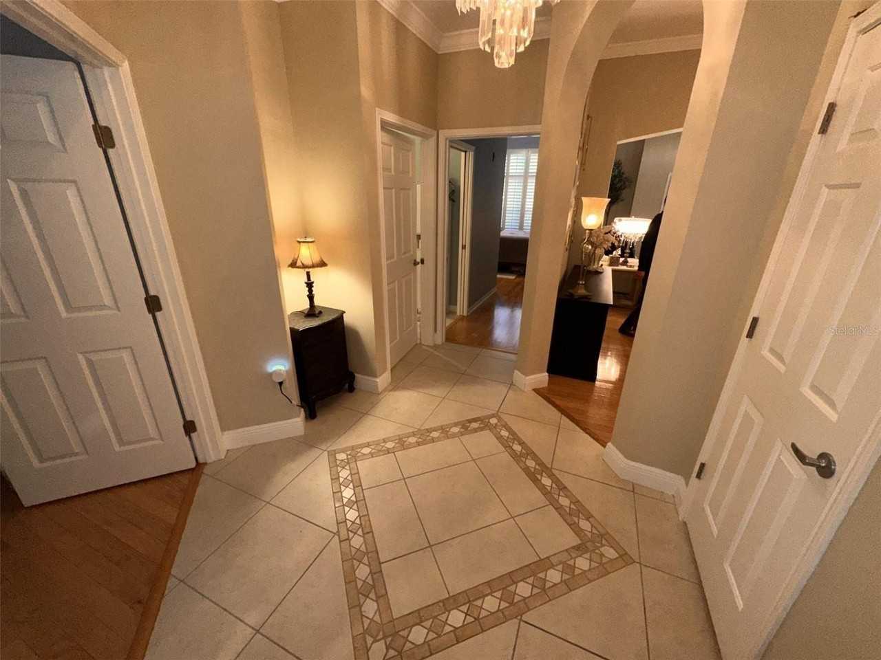 901 Waterside Ln #104 - Photo 4 of 40