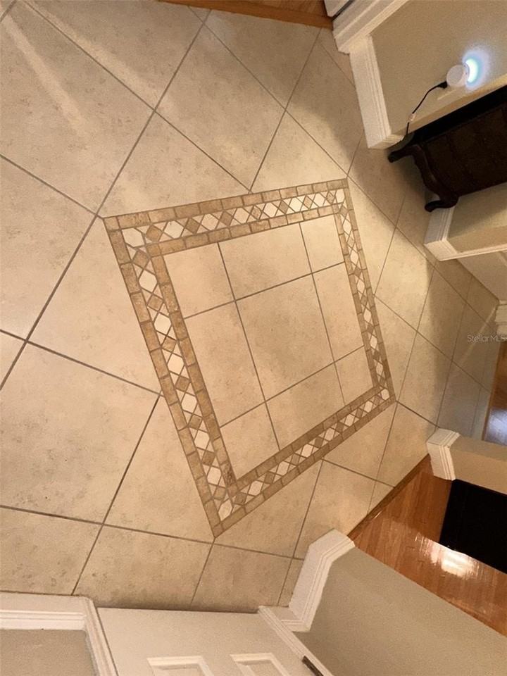 901 Waterside Ln #104 - Photo 5 of 40