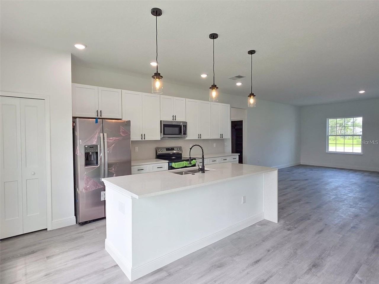 2454 Sw 167th Loop - Photo 7 of 22