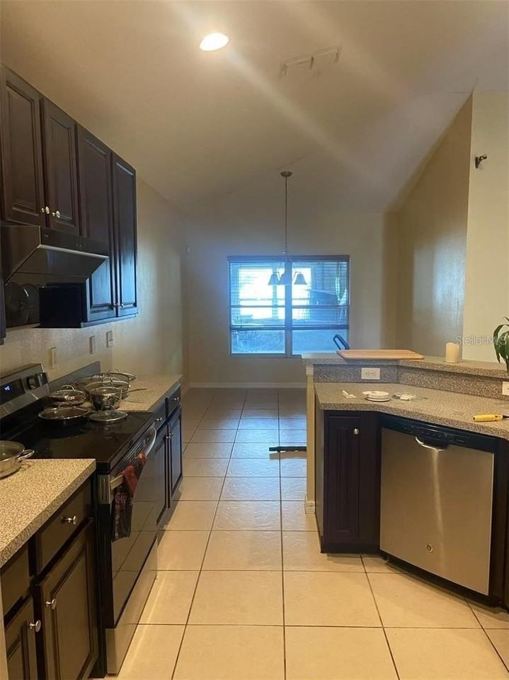 10752 Clover Walk Dr - Photo 7 of 20